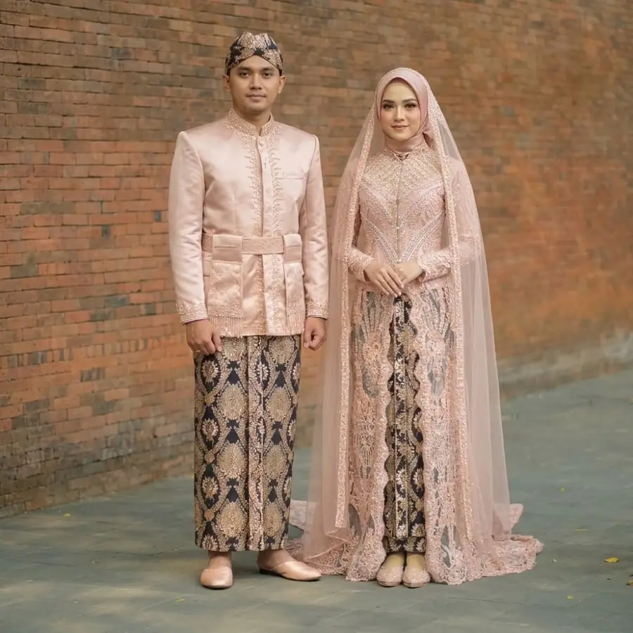 Gambar referensi Kebaya Rose Gold, kode PA116