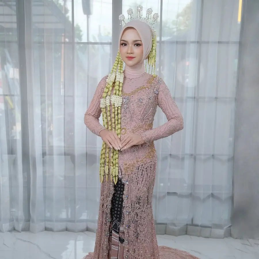 Gambar referensi Kebaya Dusty Pink, kode R111